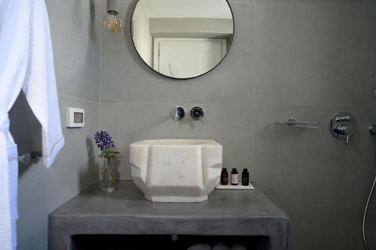 Oia Kissiri - Private Pool Villas Екстер'єр фото